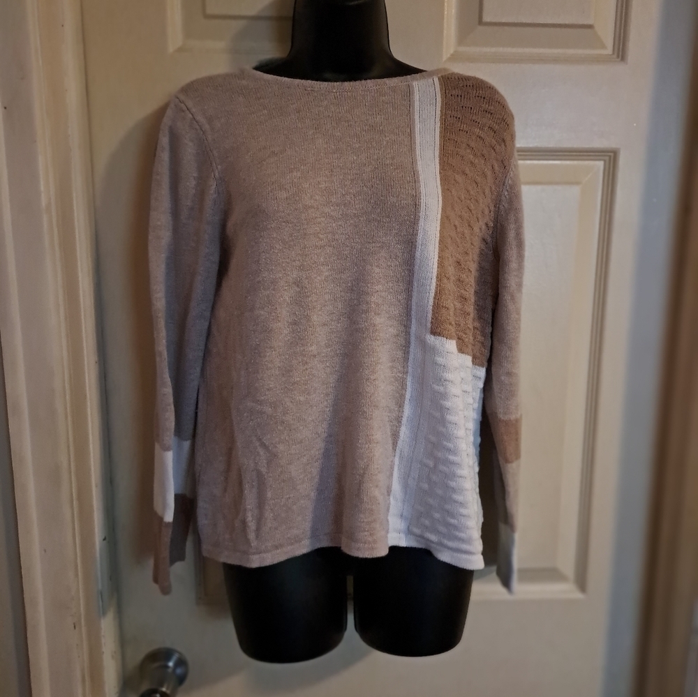 Chicos medium sweater